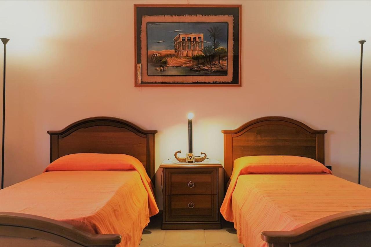 La Casa Del Viaggiatore Codrongianos Экстерьер фото